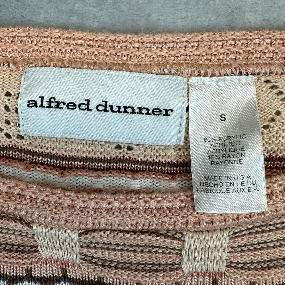 Alfred Dunner Knit Top Womens Small Peach Geometric Pointelle Short Sleeve Top - Picture 3 of 10